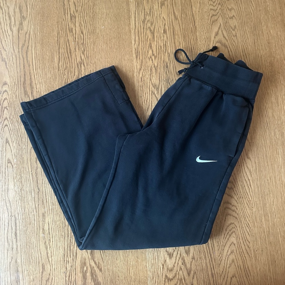 Nike black wide leg Sweatpants with White Logo